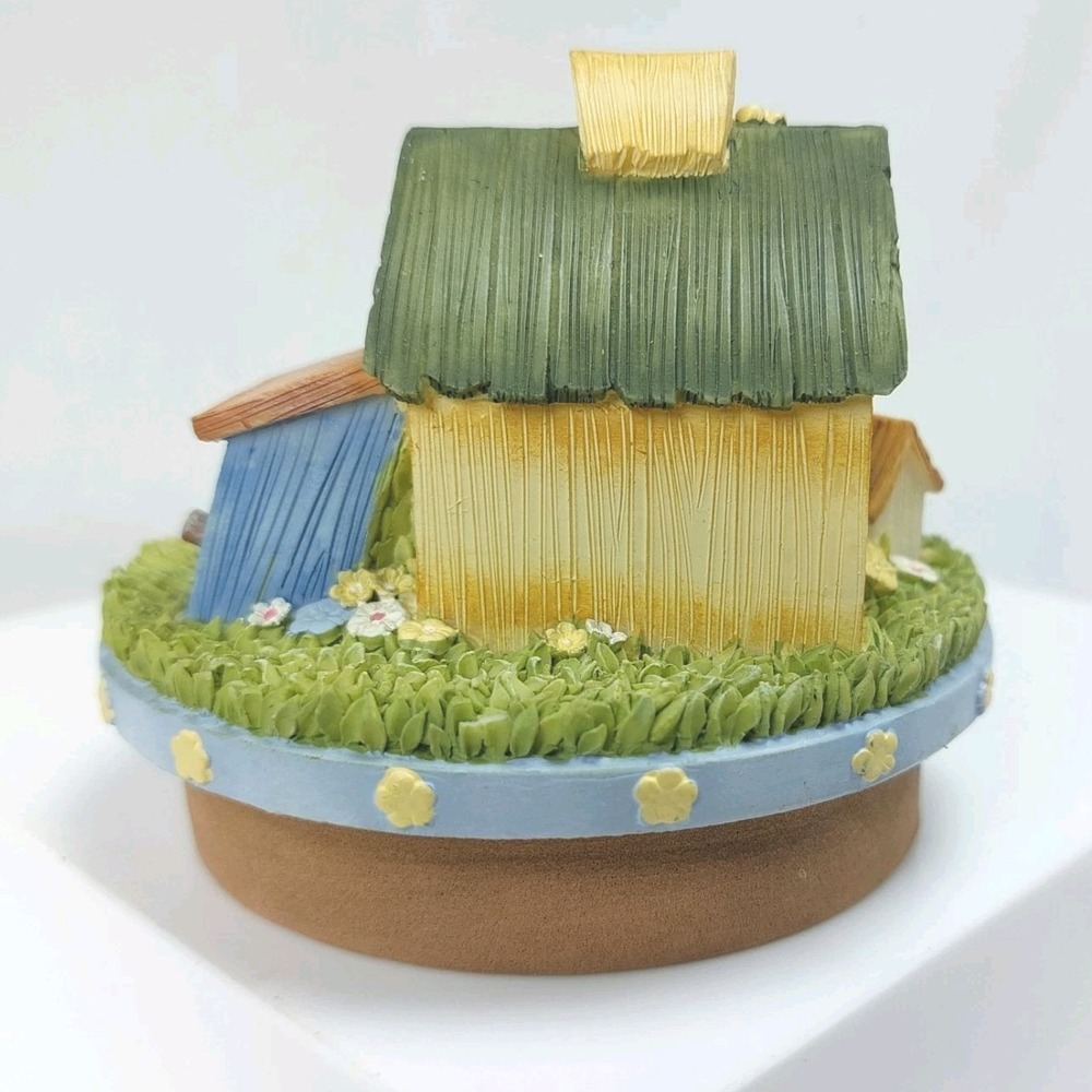 Our America By Yankee Candle Topper Spring Birdhouse 4093 3 7/8"x3.25" *READ - Picture 3 of 7
